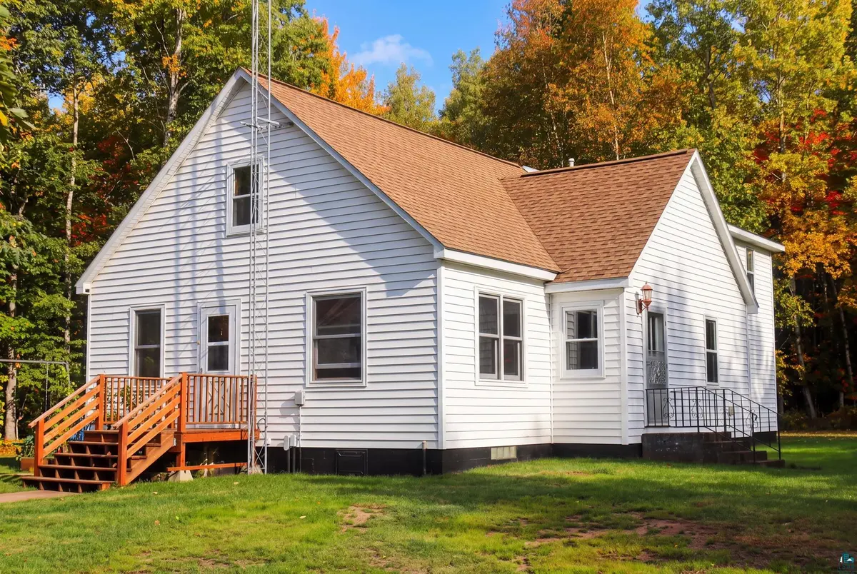 30765 Wedal Rd, Washburn, WI 54891