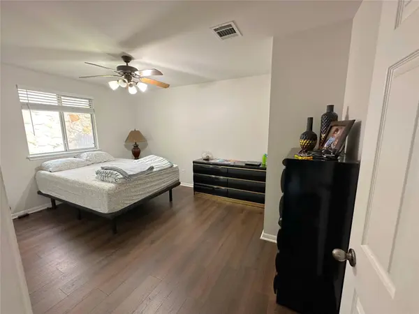 9600 Castle Pines DR, Austin, TX 78717