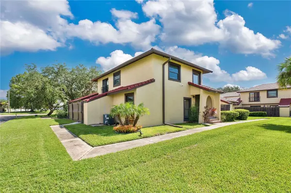 435 HUNTER CIR, Kissimmee, FL 34758