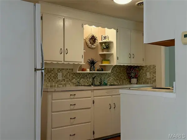 1 Springview PL, Cape Girardeau, MO 63701