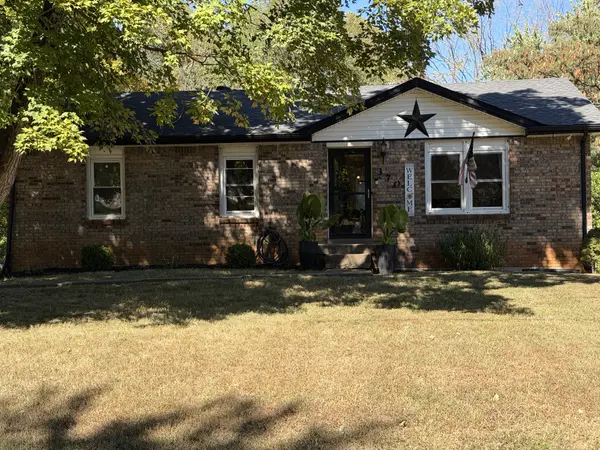 370 Welchwood Dr, Clarksville, TN 37040