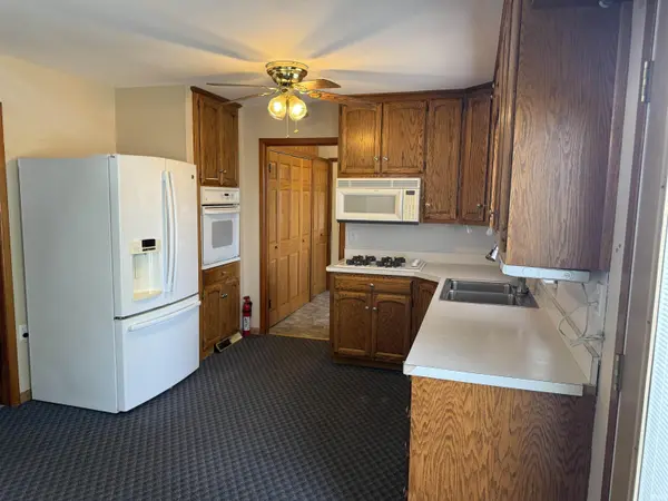 11553 Sand Barrens LN, St. Francisville, IL 62460