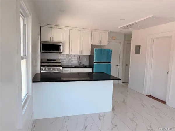 218-35 appt A 104th AVE, Queens Village, NY 11429