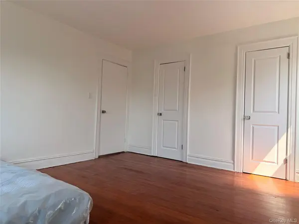 218-35 appt A 104th AVE, Queens Village, NY 11429