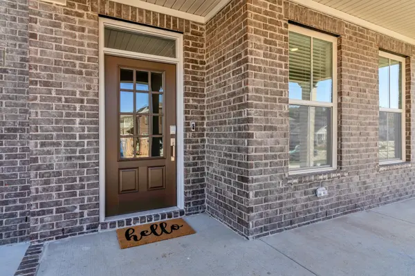 857 Nightingale Ave, Hendersonville, TN 37075