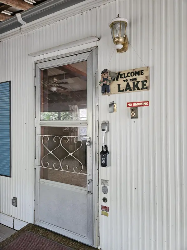 4058 Tamarack Bay Rd, Loon Lake, WA 99148
