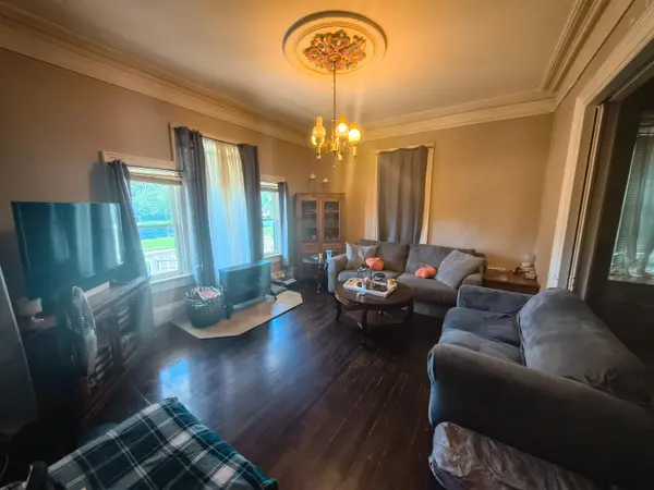 526 W Iron Ave, Salina, KS 67401