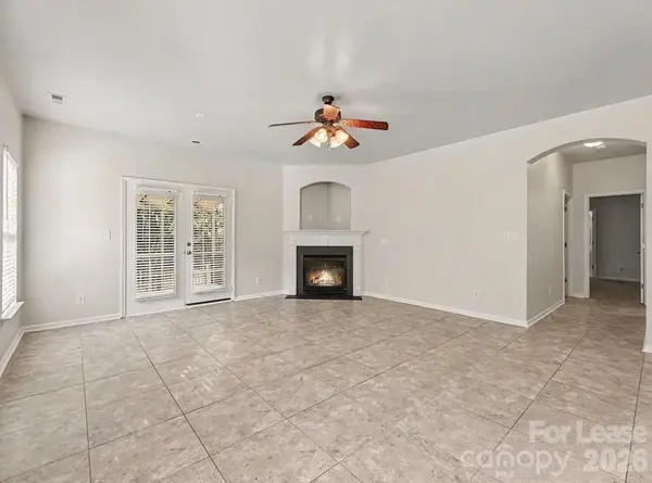 409 Amersham LN #1, Waxhaw, NC 28173