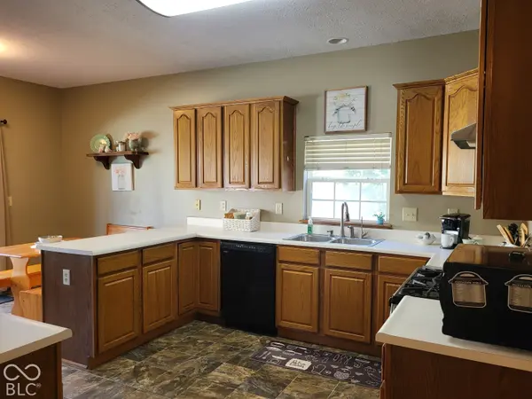 10480 Watkins DR, Indianapolis, IN 46234