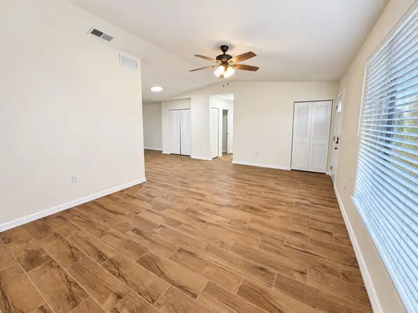 902 W SHANNON CT, Venice, FL 34293