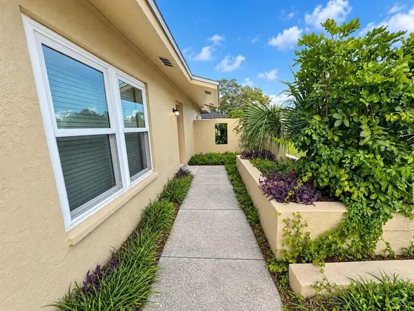 902 W SHANNON CT, Venice, FL 34293