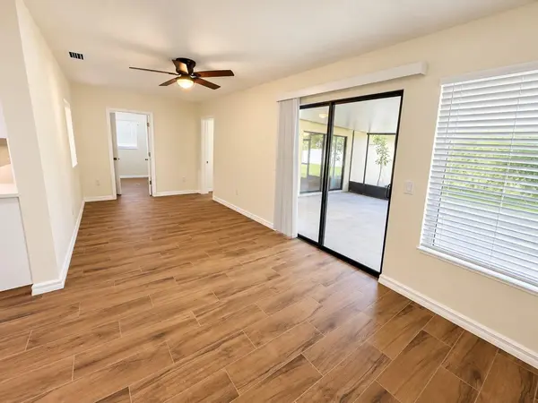 902 W SHANNON CT, Venice, FL 34293