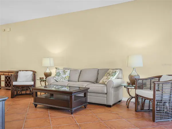 5344 NICKLAUS DR, Winter Haven, FL 33884