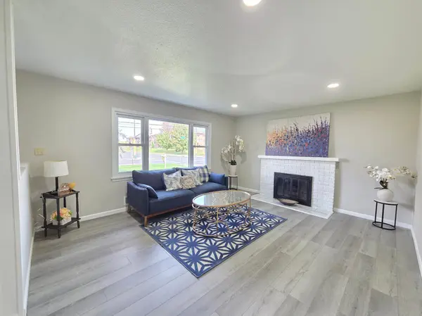 5201 W 84th ST, Bloomington, MN 55437
