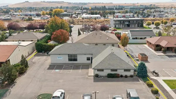 7515 W Deschutes Ave, Kennewick, WA 99336