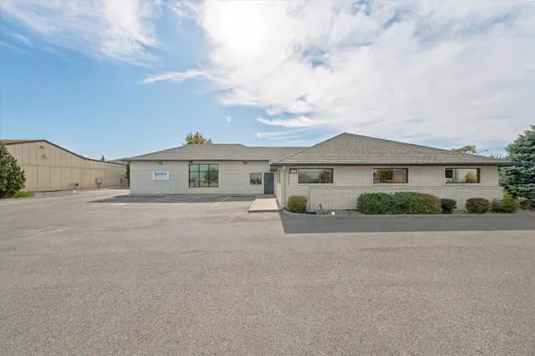 7515 W Deschutes Ave, Kennewick, WA 99336