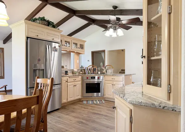 2304 Fairway Dr, Belleville, KS 66935