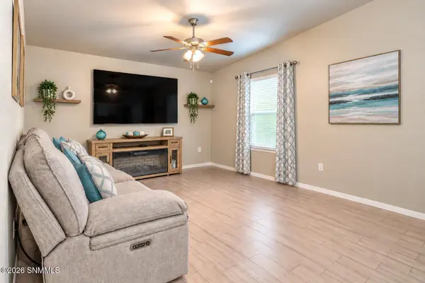 5926 Beechwood ST, Santa Teresa, NM 88008