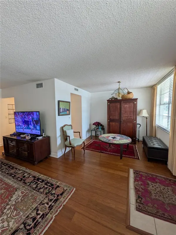 4885 1ST ST NE #216, St Petersburg, FL 33703