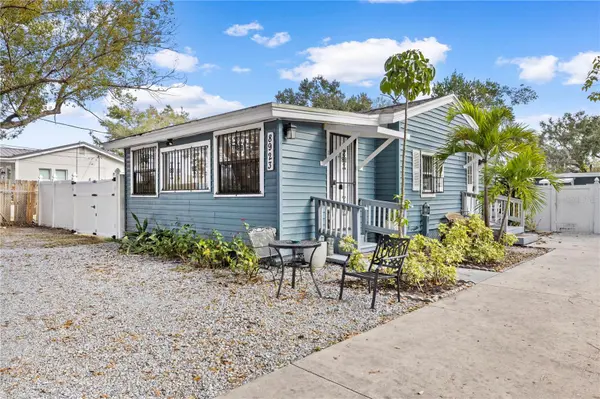 8923 N LYNN AVE, Tampa, FL 33604