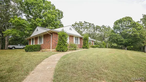 12901 Mohawk Drive, De Soto, MO 63023