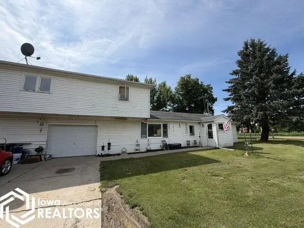 1386 Circle DR, Brooklyn, IA 52211