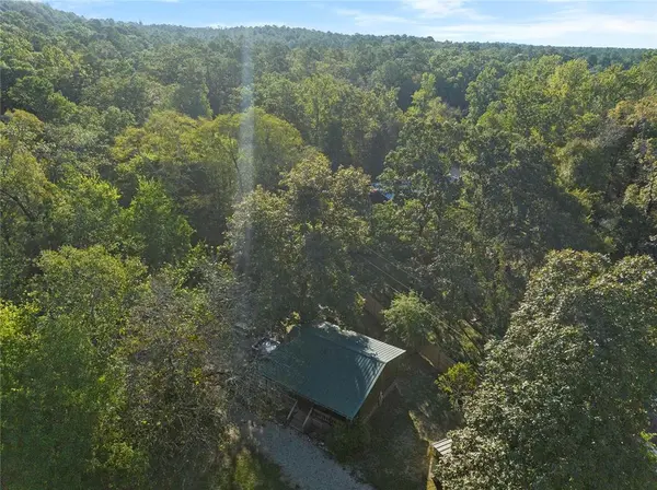 44 Bobber RD, Broken Bow, OK 74728