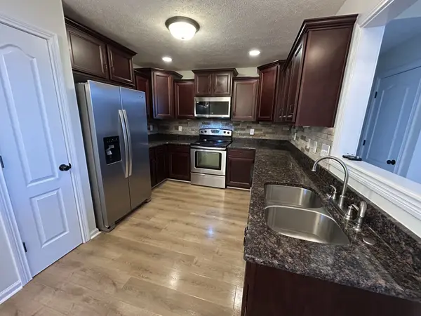 3611 Fox Tail Dr, Clarksville, TN 37040