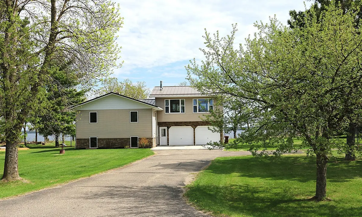 44172 Mosquito Heights RD, Perham, MN 56573