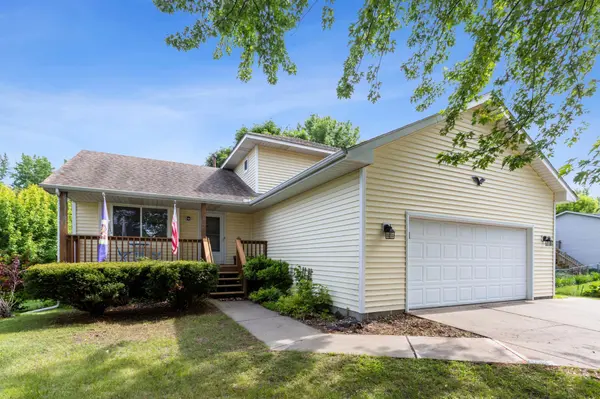 11817 51st ST NE,  Albertville,  MN 55301