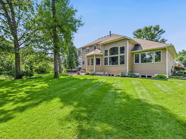 1413 Cougar CT, Sartell, MN 56377