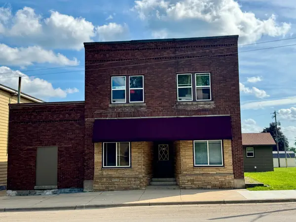 129 Main ST E, Silver Lake, MN 55381