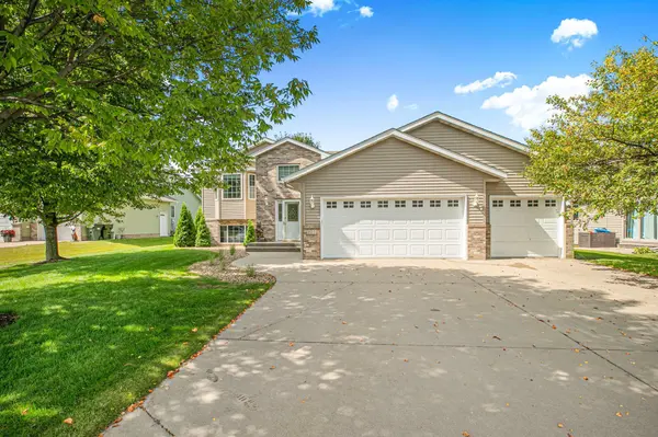 203 Country CT,  Albany,  MN 56307
