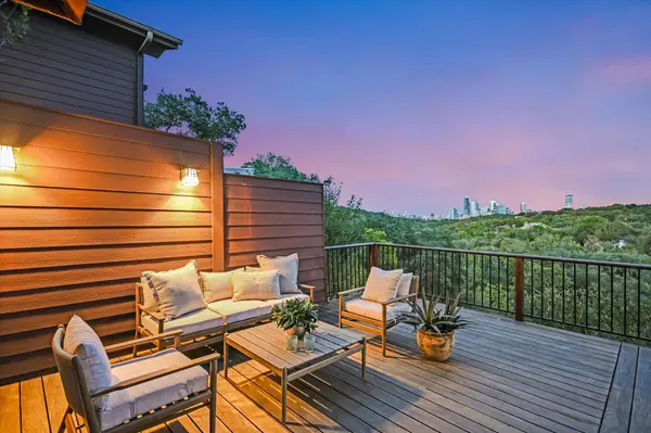 1325 Spyglass DR, Austin, TX 78746
