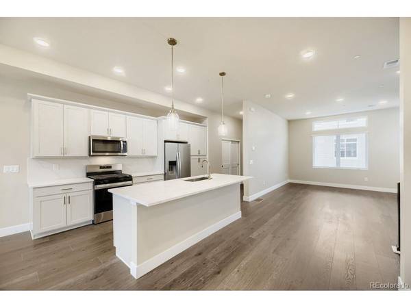 15573 W Washburn, Lakewood, CO 80228