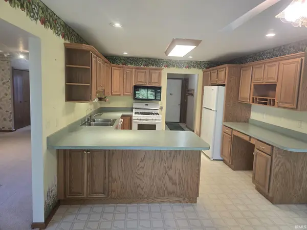 57375 Sequoia DR, Goshen, IN 46528-8830