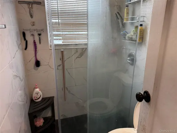 Address not disclosed, Valley Stream, NY 11580