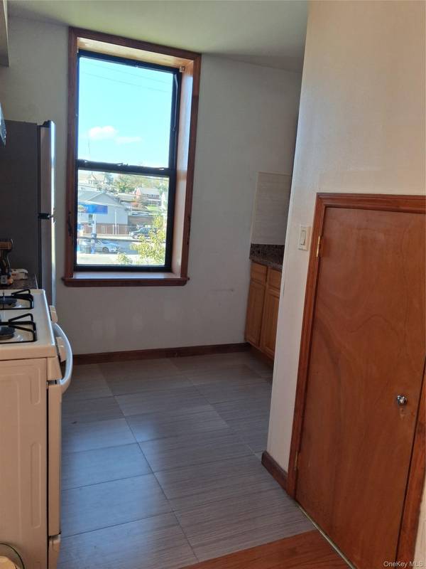 1 Orange AVE #1, Walden, NY 12586