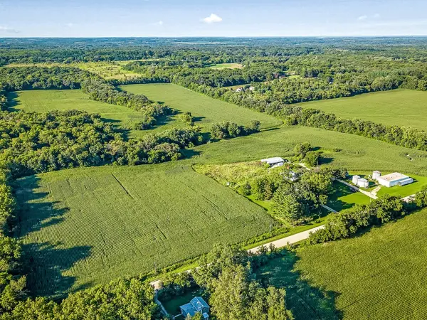88XX YALE BRIDGE RD, Rockton, IL 61072
