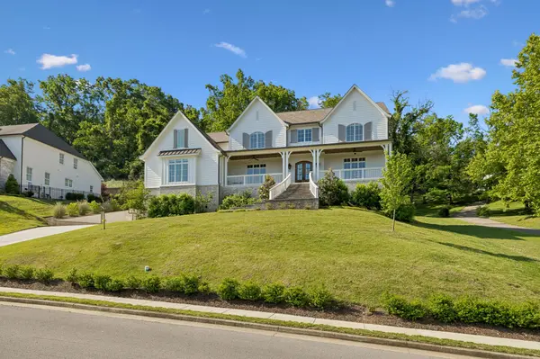 1019 Stockett Dr, Nashville, TN 37221