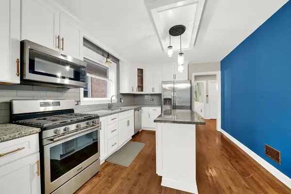 4805 S Kedvale AVE, Chicago, IL 60632