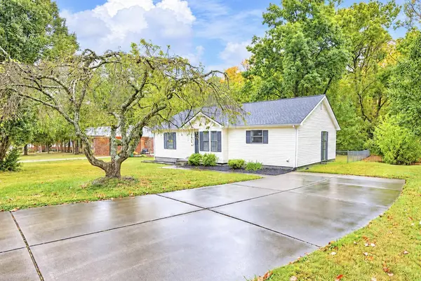 2041 Phillips St, Lewisburg, TN 37091