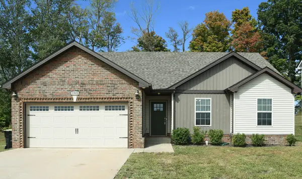 1125 Cardinal Creek Dr, Clarksville, TN 37040