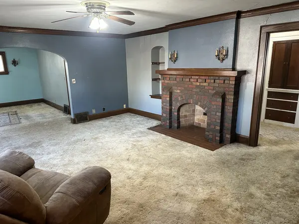 1011 15th AVE, Rockford, IL 61104