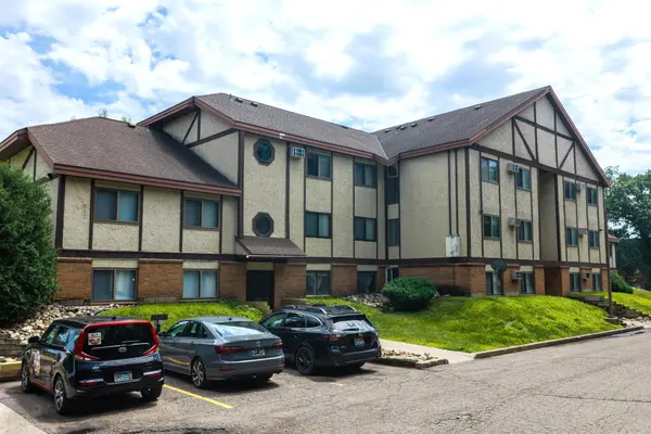 835 Driftwood DR, Saint Cloud, MN 56303