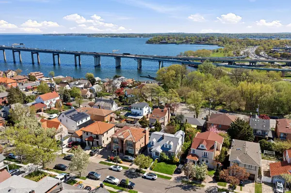 1421 Burton ST, Whitestone, NY 11357