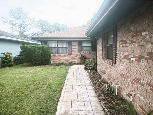 575 SAINT ANDREWS RD, Winter Haven, FL 33884