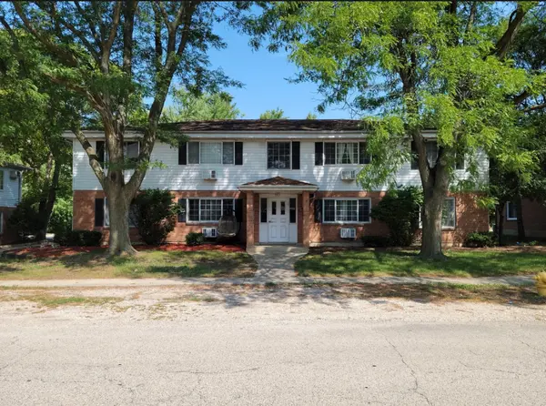 397 Poplar AVE #2E, Antioch, IL 60002