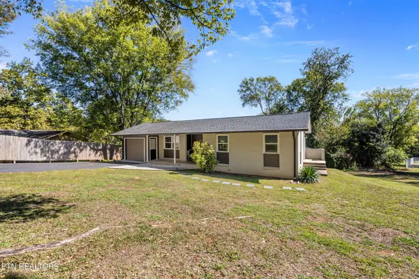 1706 Hazen St, Knoxville, TN 37915