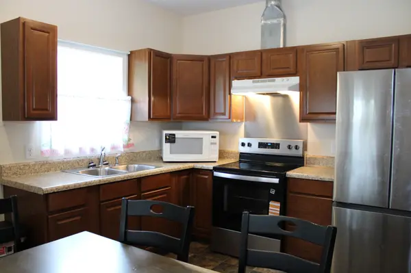 4035 Short Cheatham St, Springfield, TN 37172
